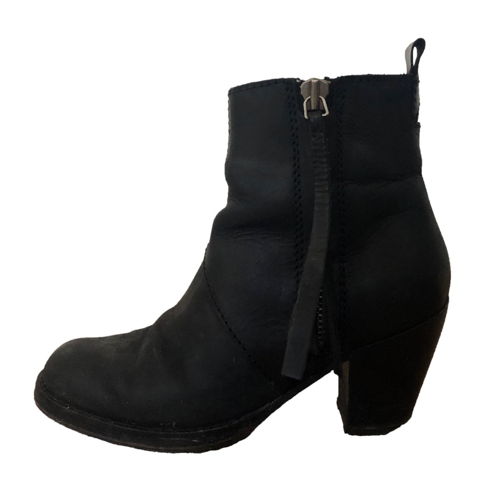 Acne Studios Pistol Ankle Boots